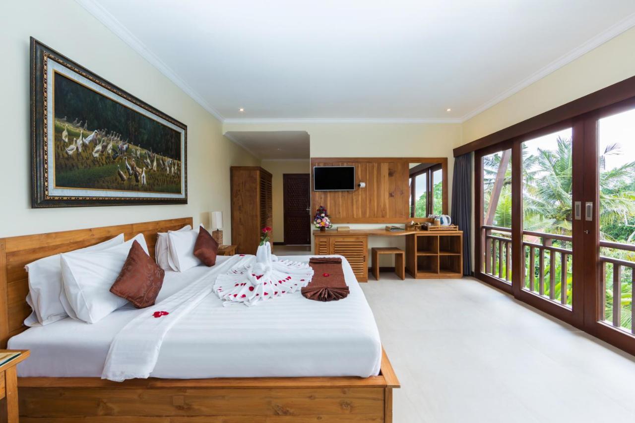 Suite con vistas a la piscina